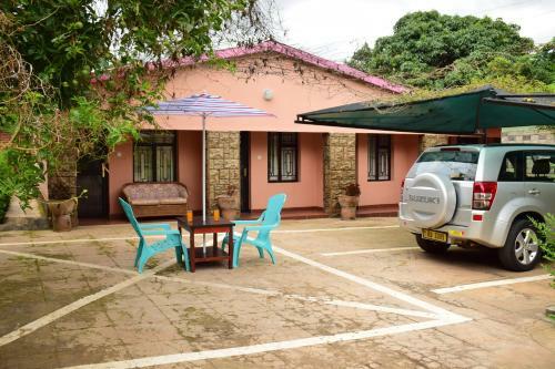 Hostal 244 Guest House
