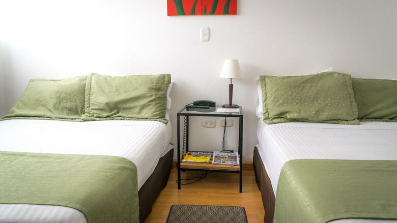 Hotel Portal De Mil�n