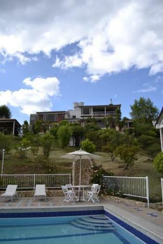 Hostal Miravalle Suites