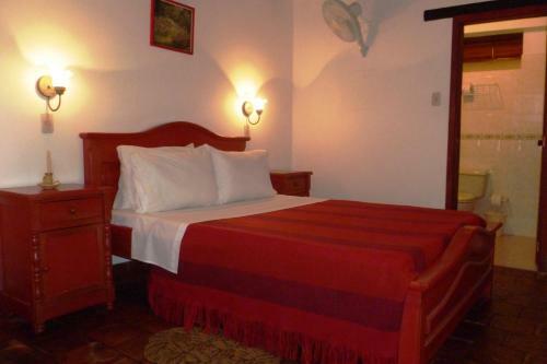 Hotel Hostal Mision Santa Barbara