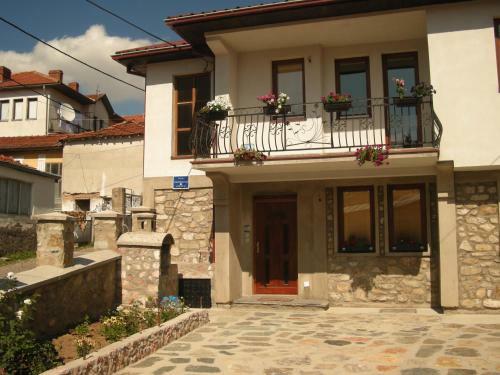 Hostal ***stefani Apartments