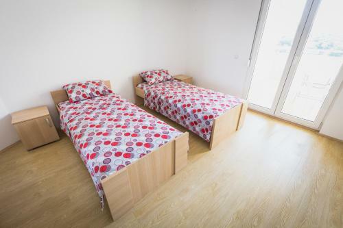 Merace Apartments