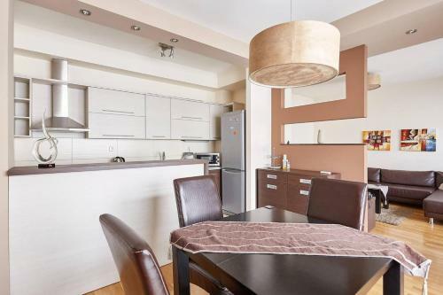 Luxury Apartment - "city Eye"