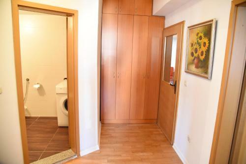 Quiet, Bright And Cozy Apartment Near The Center