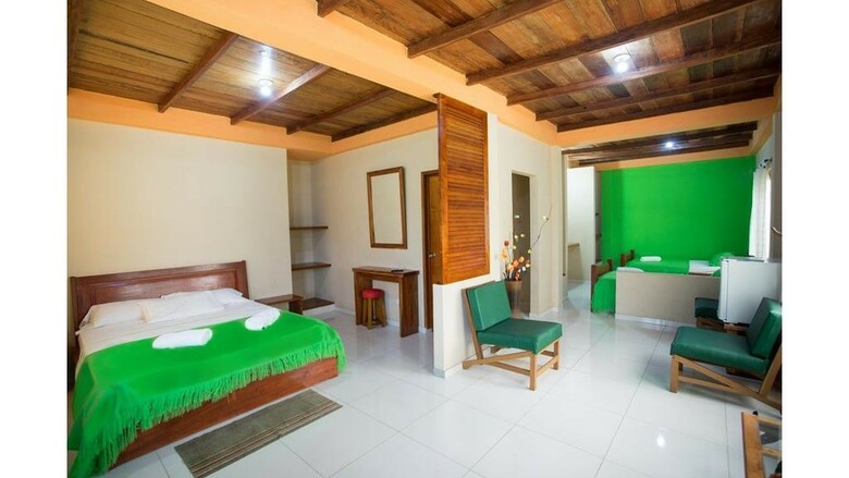 Hotel Caba�as Yakuruna
