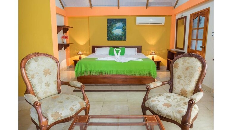 Hotel Caba�as Yakuruna