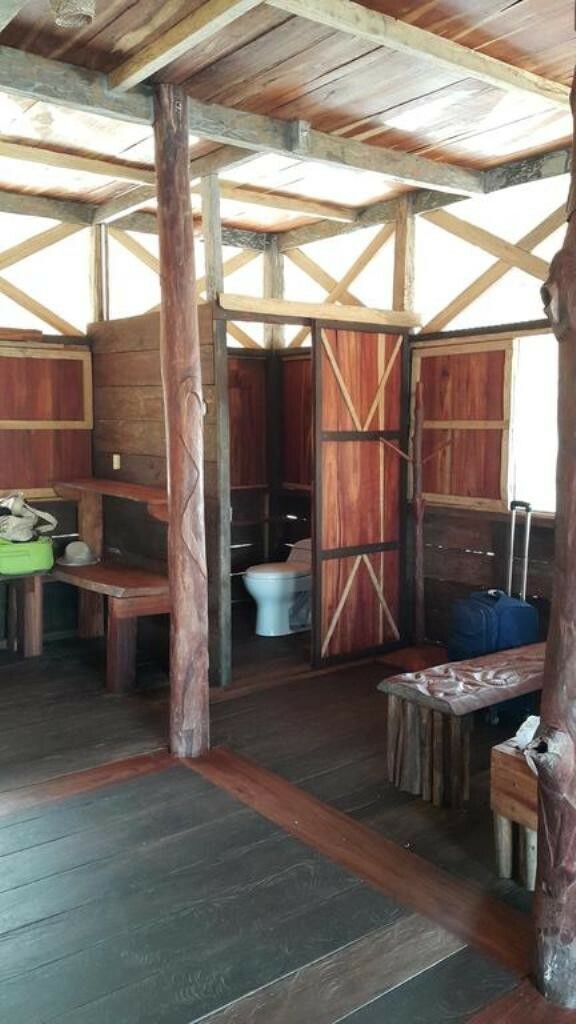 Hotel Caba�a Flotante Kurupira