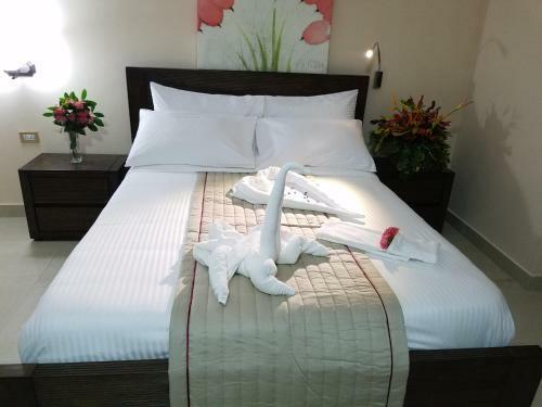 Murex Plaza Hotel & Suites