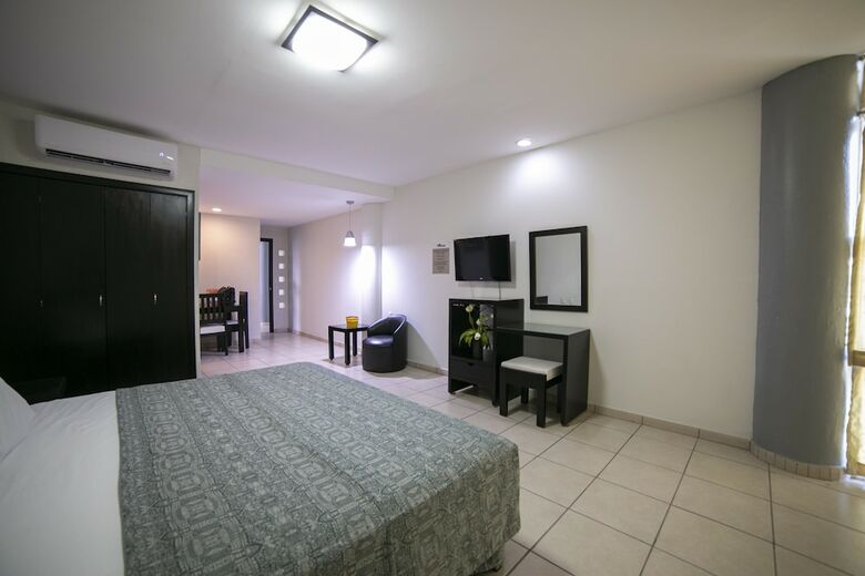 Rs Suites Hotel