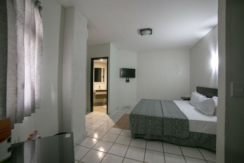 Rs Suites Hotel
