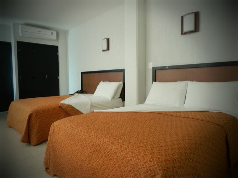 Rs Suites Hotel