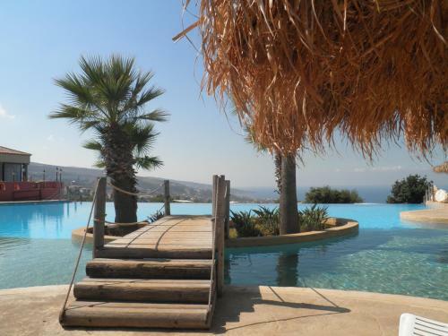 Hotel Batroun Village Club