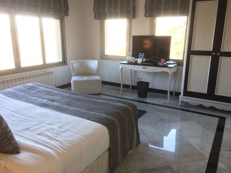 Cherry Blossom Boutique Hotel