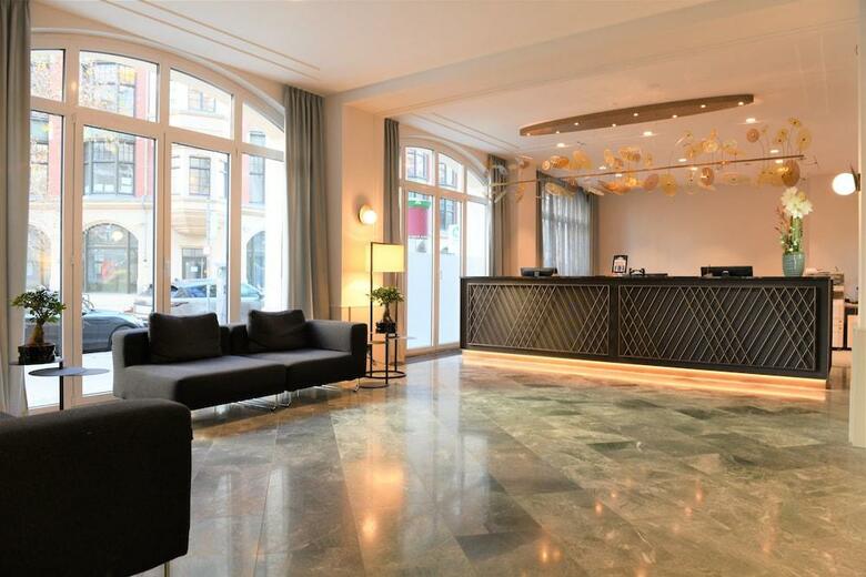 Hotel Alexander Plaza
