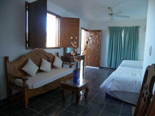 Hotel Paradise Lagoon
