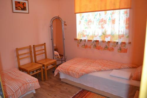 Hostal Guest House Magones