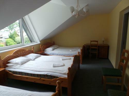 Posada Stren?i Guesthouse