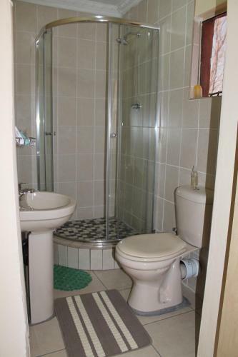 Hostal Rio Guest House