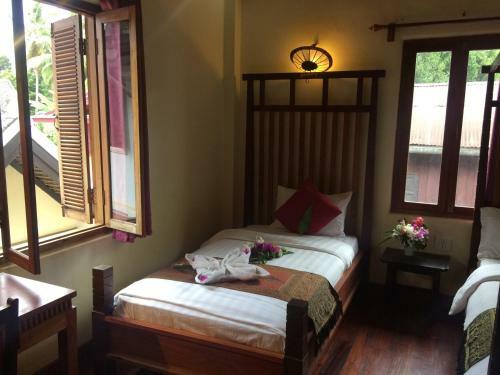 Hostal Chaluenxay Villa