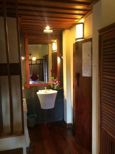 Hostal Chaluenxay Villa