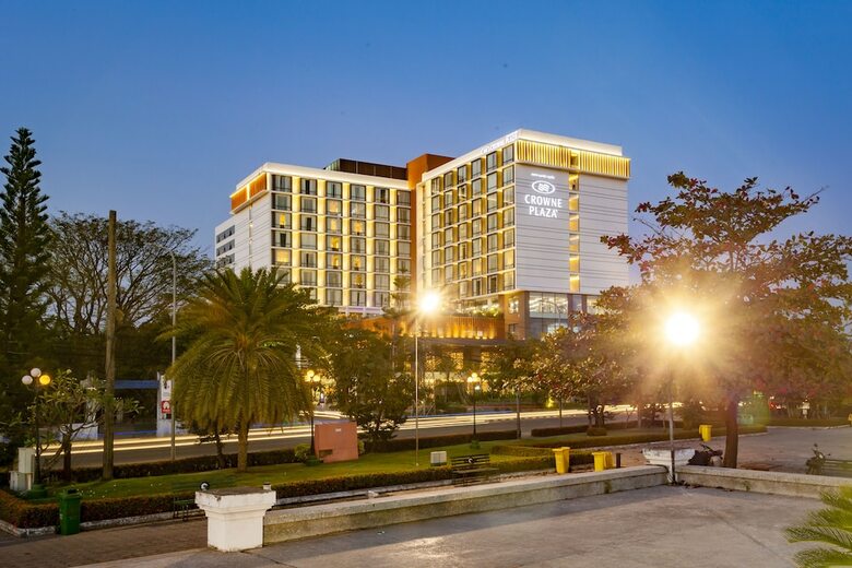 Hotel Crowne Plaza Vientiane