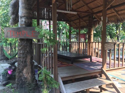 Hostal Mano Temple House