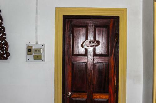 Albergue Croissant D'or Guestroom By Avalon B&B