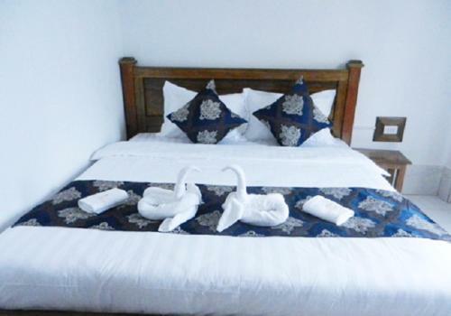 Nuttyphoy Hotel