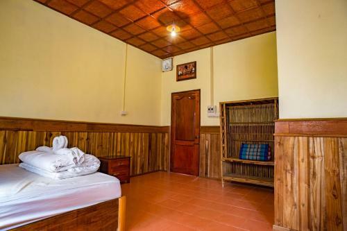 Hostal Zuela Guesthouse