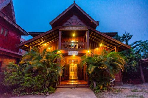 Hostal Zuela Guesthouse