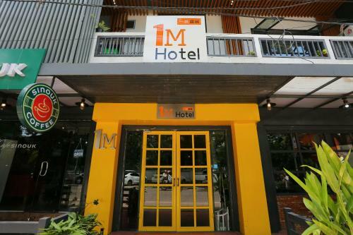 1m Hotel