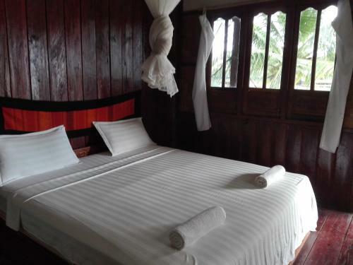 Hostal River Garden Guesthouse