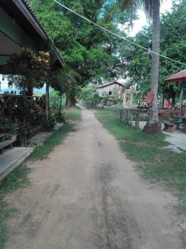 Hostal River Garden Guesthouse