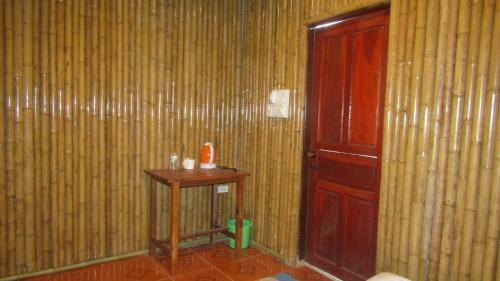 Hotel Chomdoy Bungalow & Restaurant