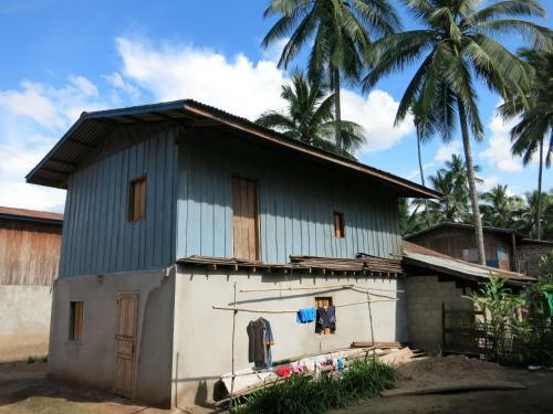 Boat - Luangprabang - Phonsavan - Home Stay