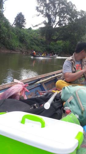 Boat - Luangprabang - Phonsavan - Home Stay