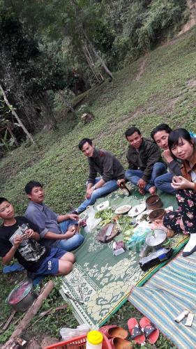 Boat - Luangprabang - Phonsavan - Home Stay
