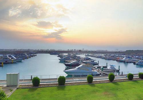 Hotel Khiran Resort Family Resort