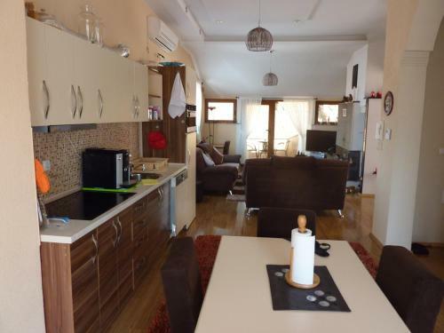 Apartment Oxa-s