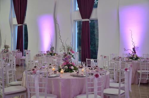 Hotel Queen Vali Palace