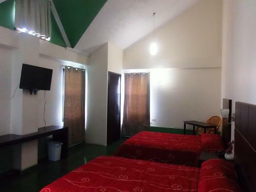 Hotel Raldos Inn