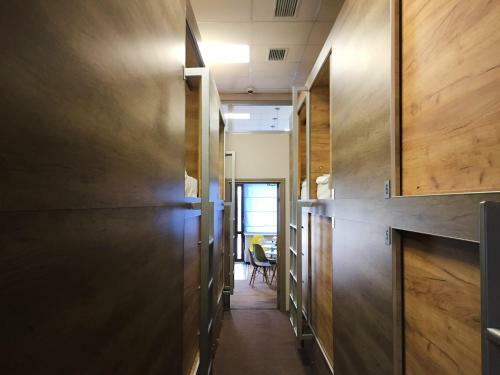 Albergue Capsule Hotel
