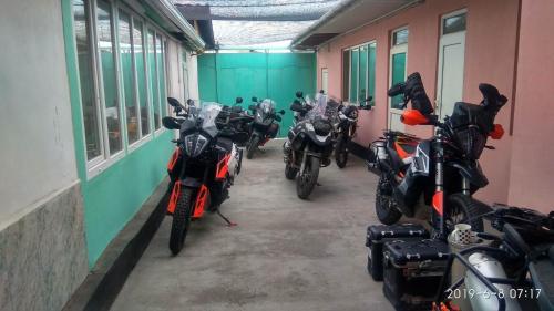 Hostal Zhukovs' Guest House