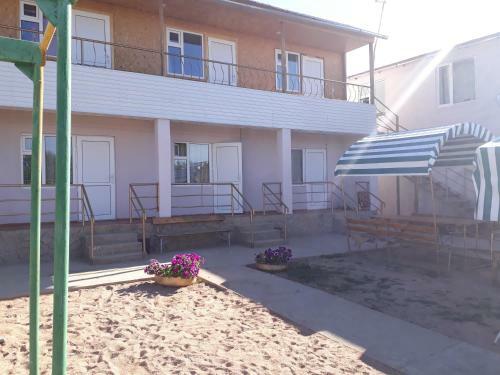 Posada Guesthouse On Mars 4