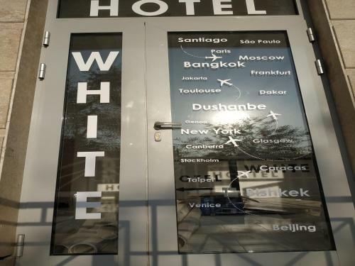 White Hotel & Hostel