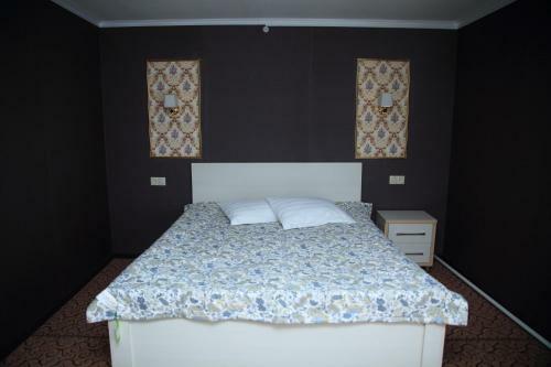 Aska Hotel