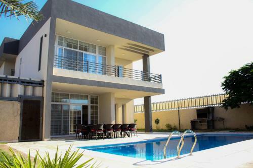 Villa Bouga Compound