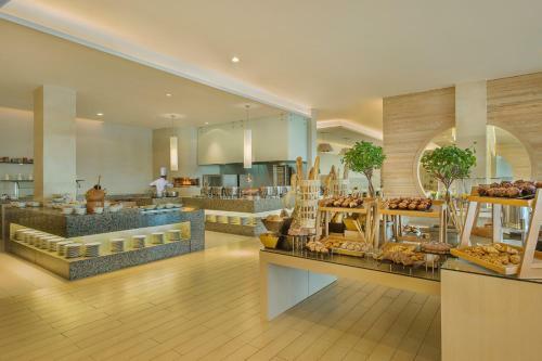 Hotel Hilton Dead Sea Resort & Spa