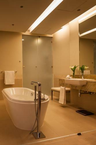 Hotel Hilton Dead Sea Resort & Spa