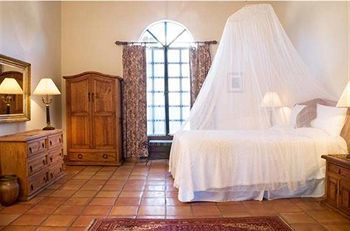 The Todos Santos Inn